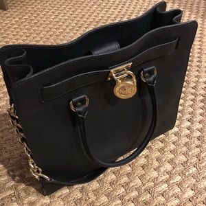 Michael Kors Hamilton Tote - LARGE